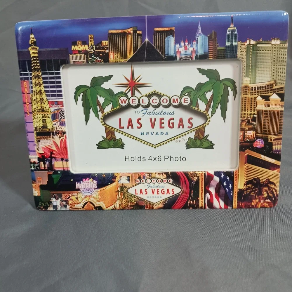 Las Vegas Souvenir Photo Frame 4x6 Multicolor Good Strip Skyline Sign